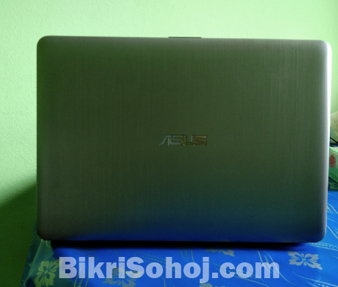 ASUS